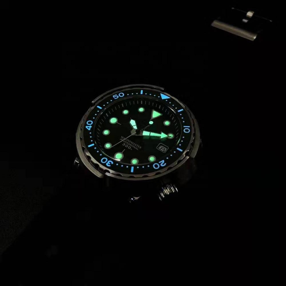 mechanical dive watch