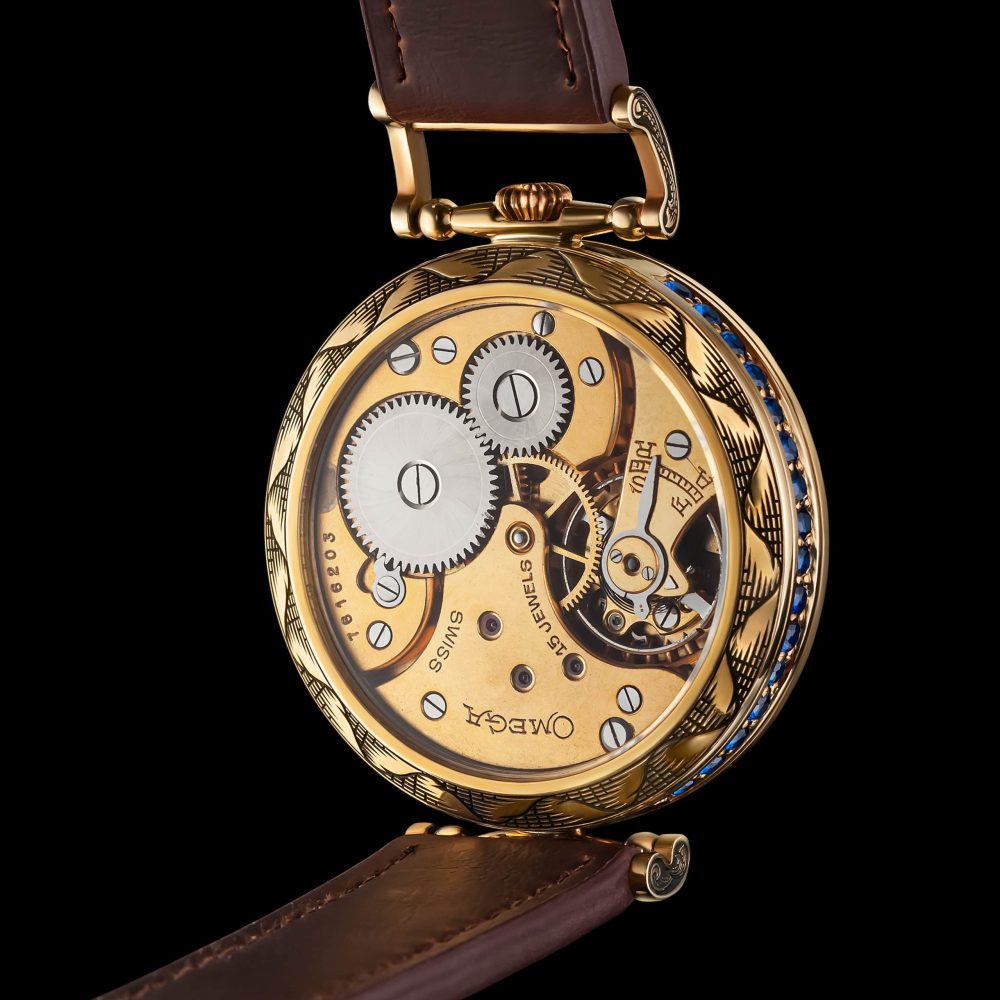 Artisan vintage mechanical watch movement