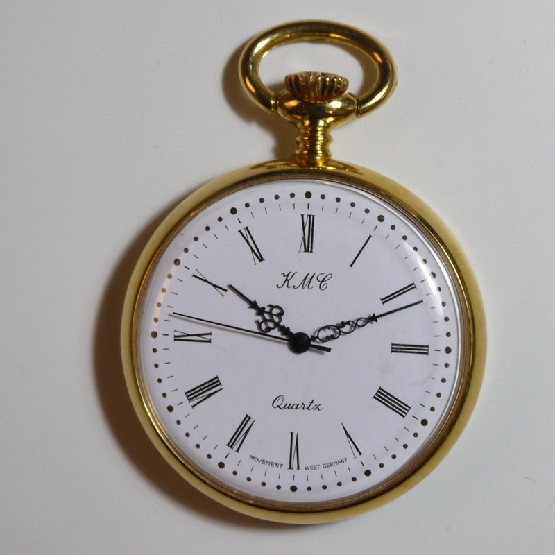 Quartz pocket watch